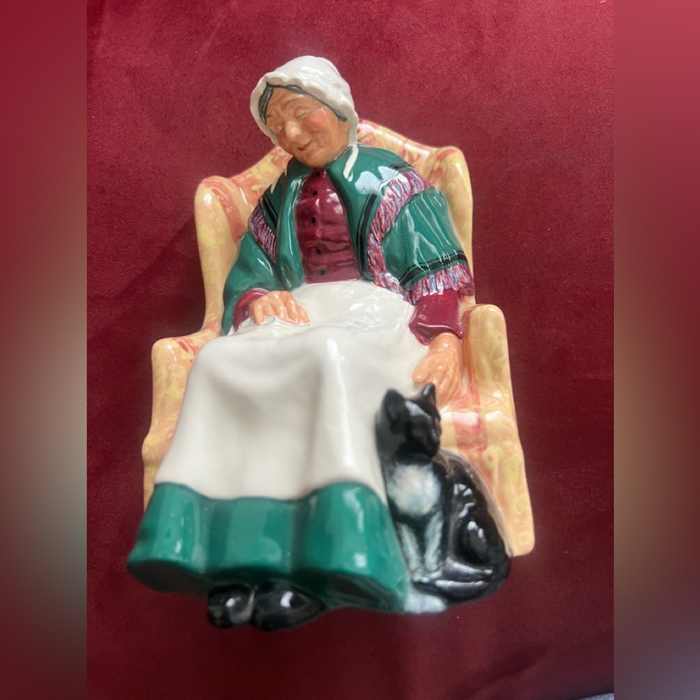 Royal Doulton “Forty Winks” Collectible with Kitty Kat